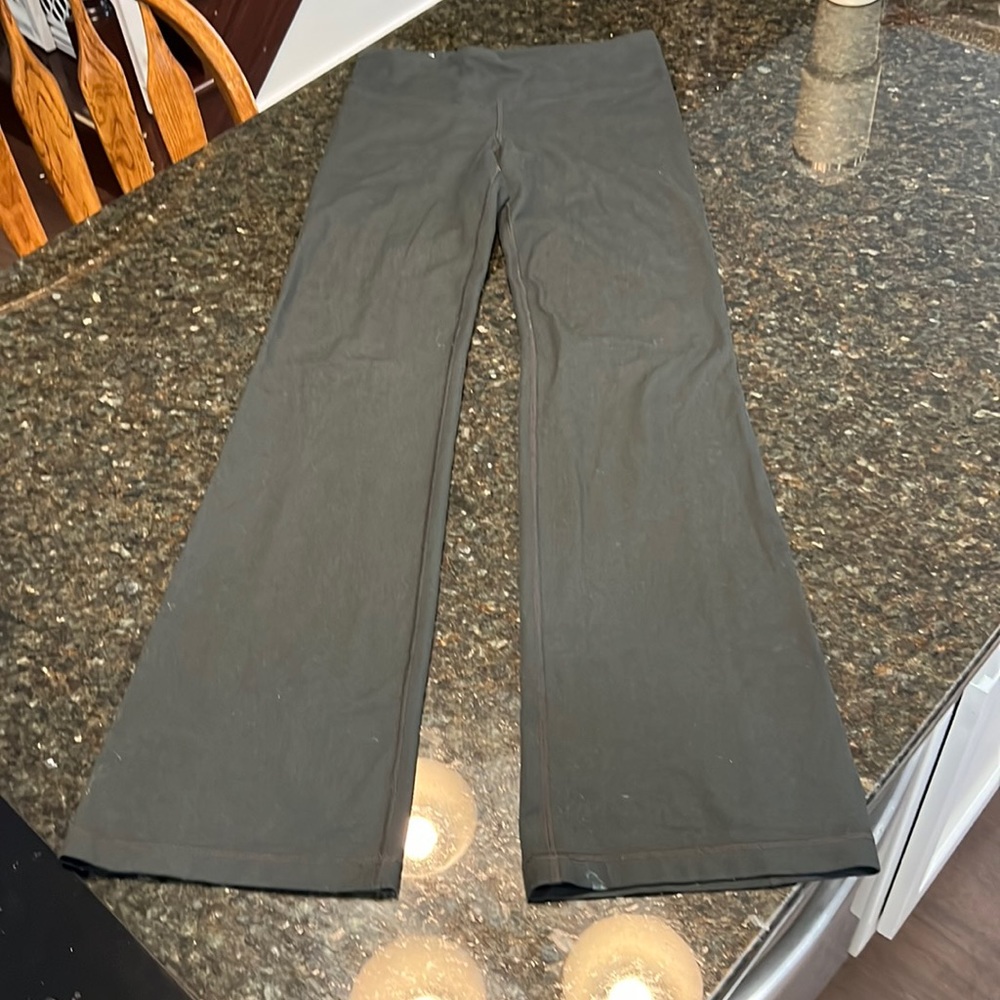 Black Under Armour Yoga Pants